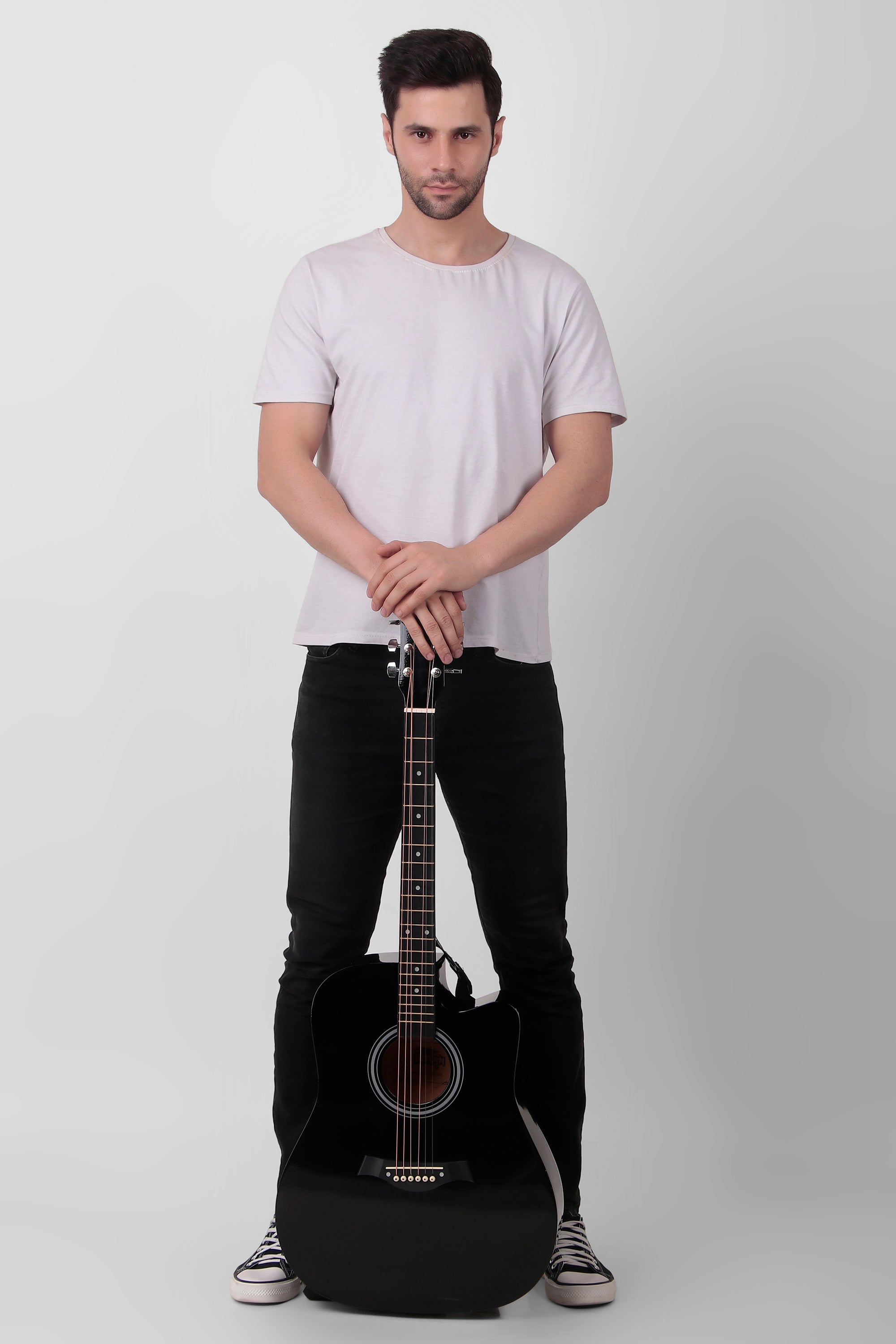Intern 41 Inch Acoustic Guitar Set – Black